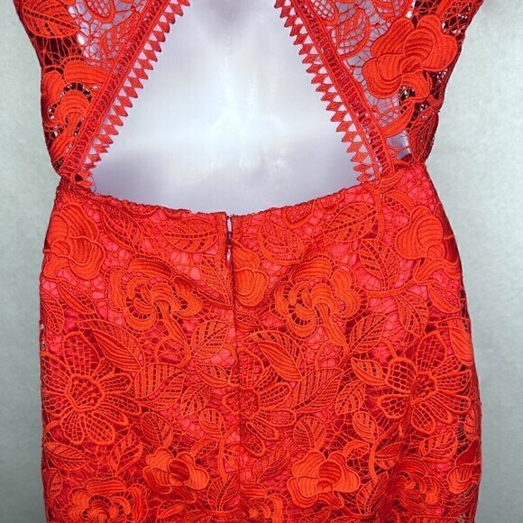 Lovers + Friends Mon Amor Red Lace Overlay Mini Dress - Size Medium - Picture 10 of 13